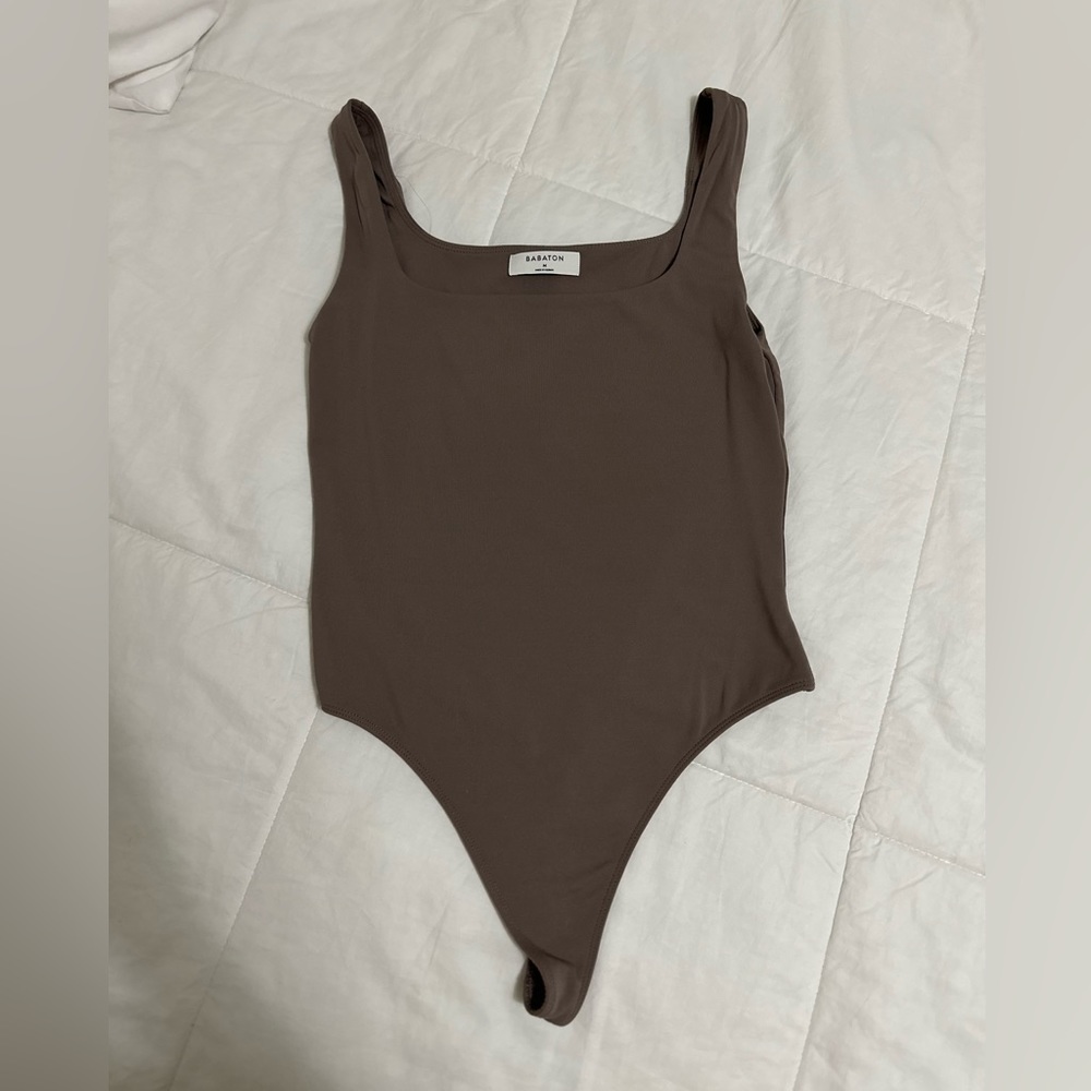 Aritzia Babaton Contour Tank Bodysuit M w/ FREE ARITZIA LONG SLEEVE